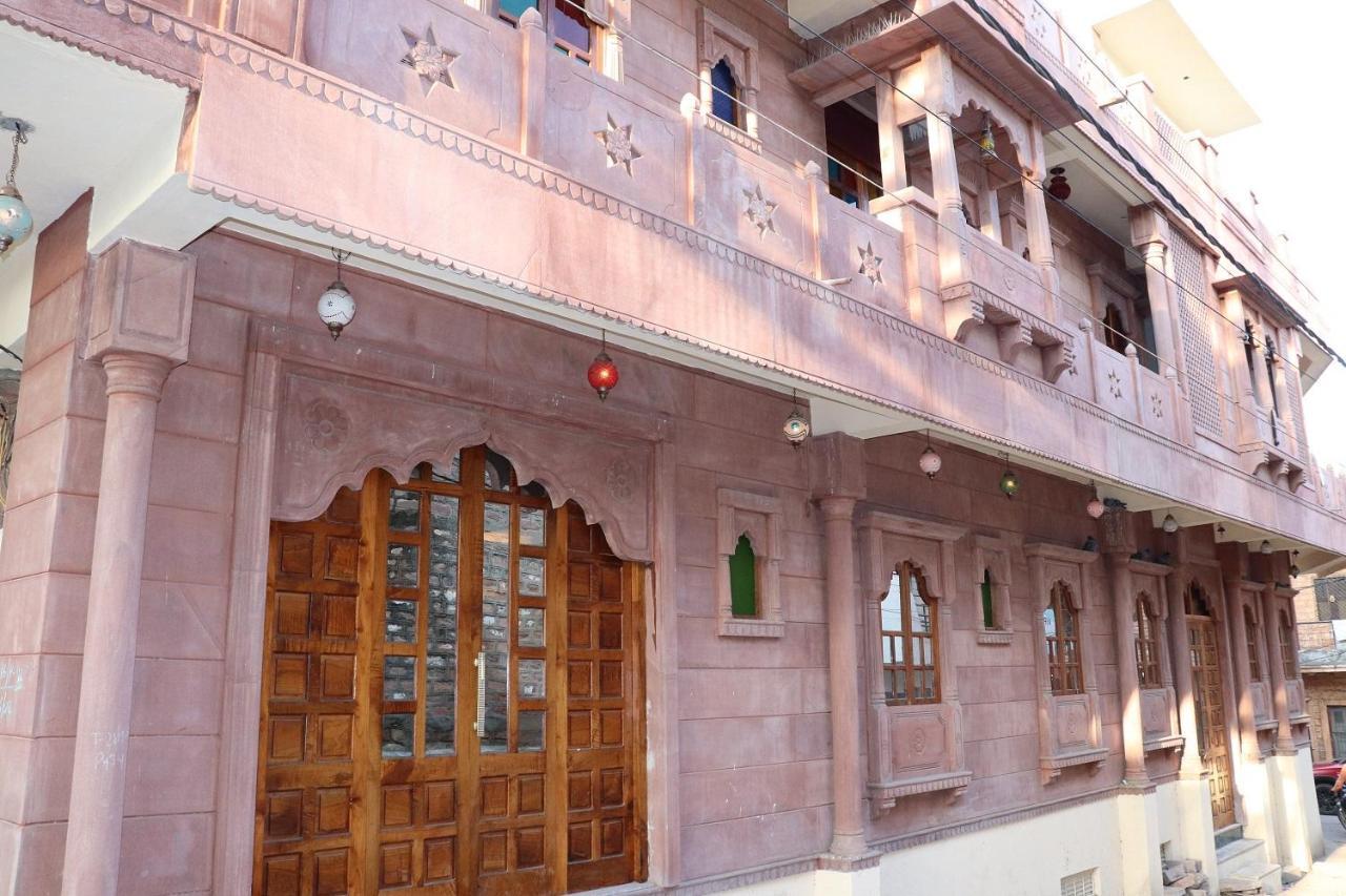 Отель Balarwa Haveli Джодхпур Экстерьер фото
