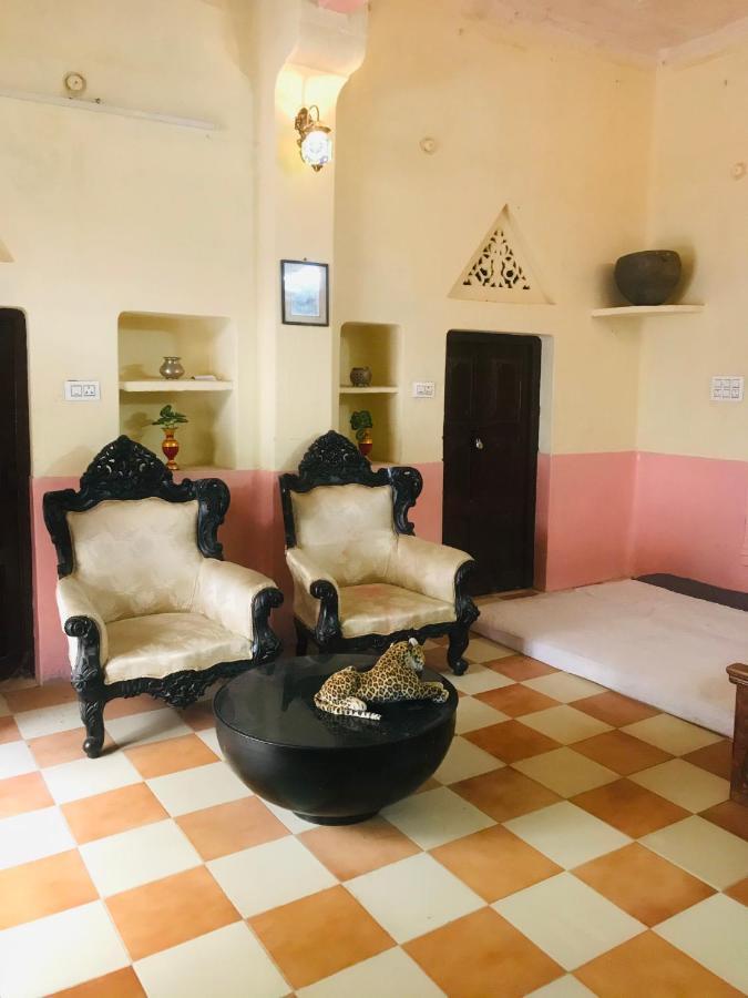 Отель Balarwa Haveli Джодхпур Экстерьер фото