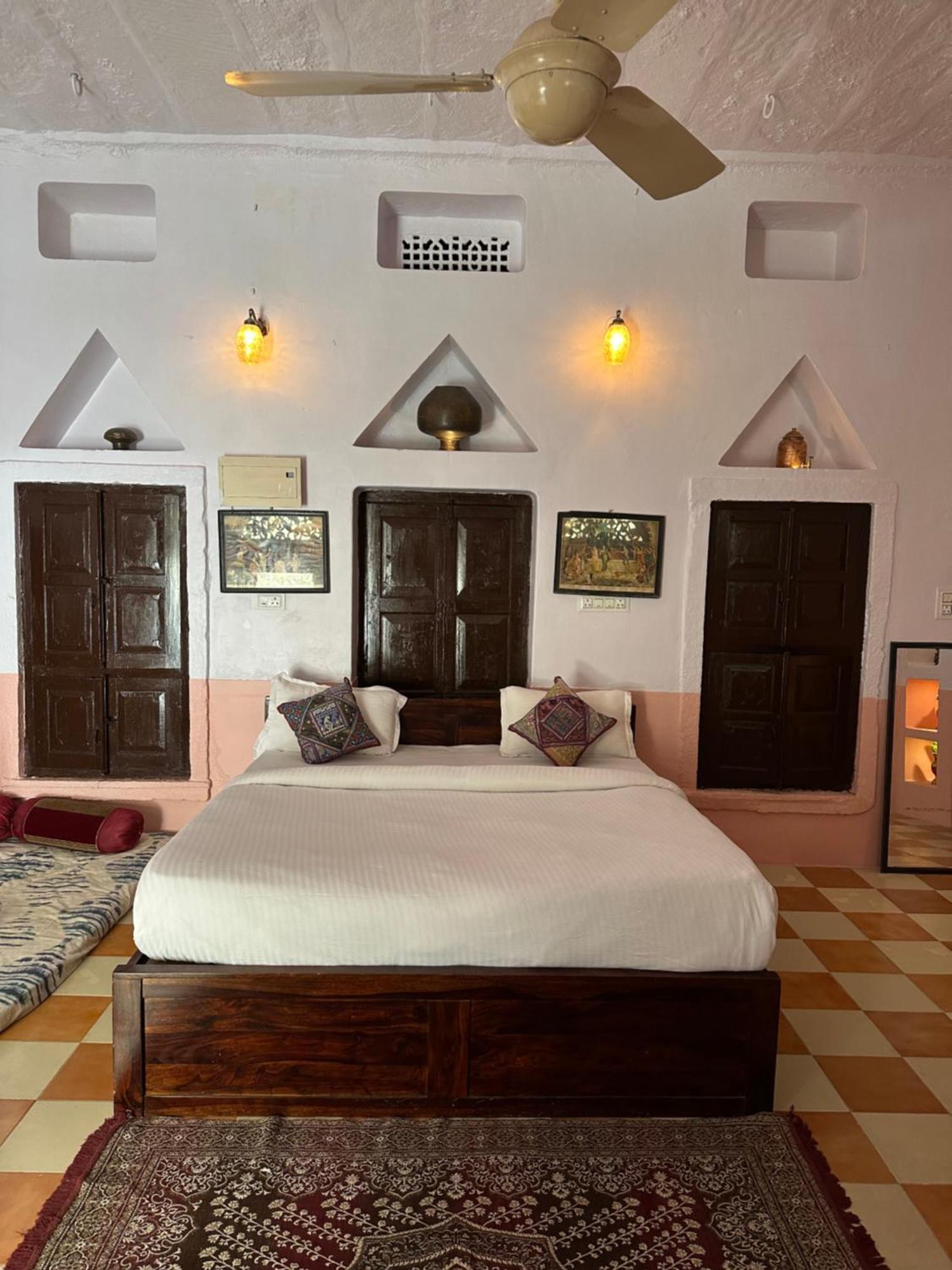 Отель Balarwa Haveli Джодхпур Экстерьер фото
